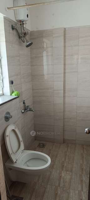 2 BHK Flat In Amanora Victory Towers For Sale  In Hadapsar