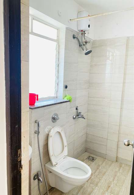 2 BHK Flat In Amanora Victory Towers For Sale  In Hadapsar