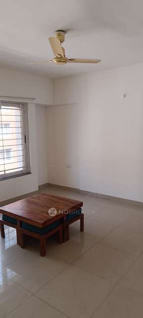 2 BHK Flat In Amanora Victory Towers For Sale  In Hadapsar