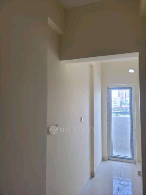 3 BHK Flat In Vasavi Lake City For Sale  In Hafeezpet