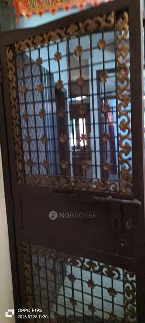 1 BHK Flat In Standalone Building  For Sale  In Uttam Nagar 