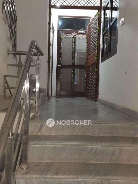 2 BHK Flat For Sale  In Ashok Vihar Phase Iii Extension