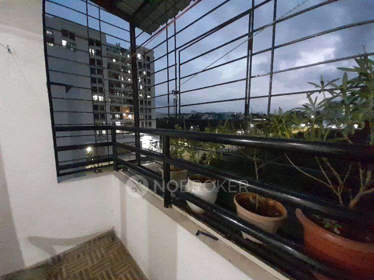 1 BHK Flat In Irene Society For Sale  In Hadapsar