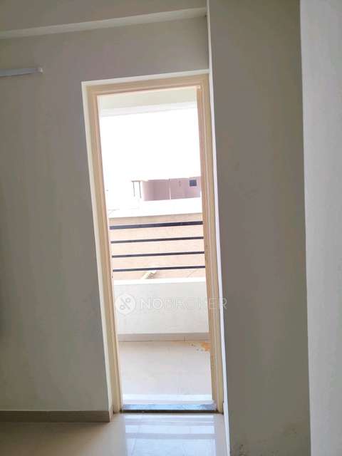 1 RK Flat In Chintamani Apartment for Rent  In Tukaram Nagar Over Bridge