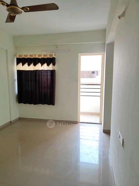 1 RK Flat In Chintamani Apartment for Rent  In Tukaram Nagar Over Bridge