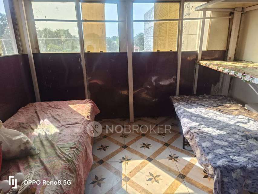 1 RK Flat for Rent  In Chattarpur