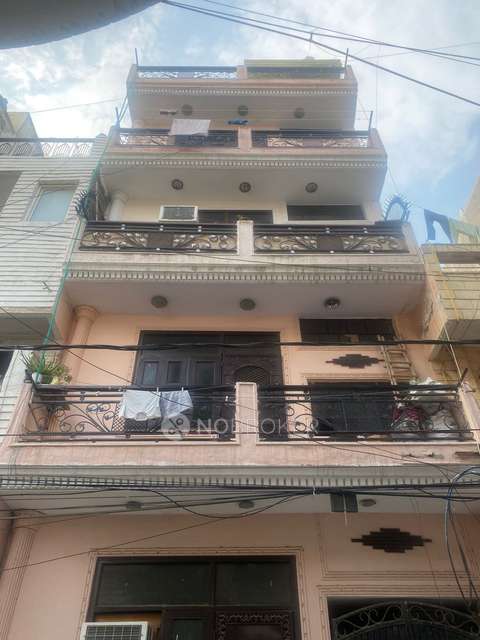 2 BHK Flat For Sale  In Model Town
