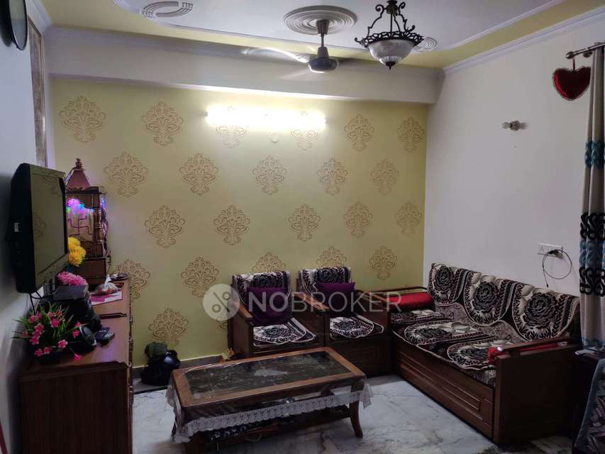 2 BHK Flat In Royel Complex For Sale  In Mehrauli
