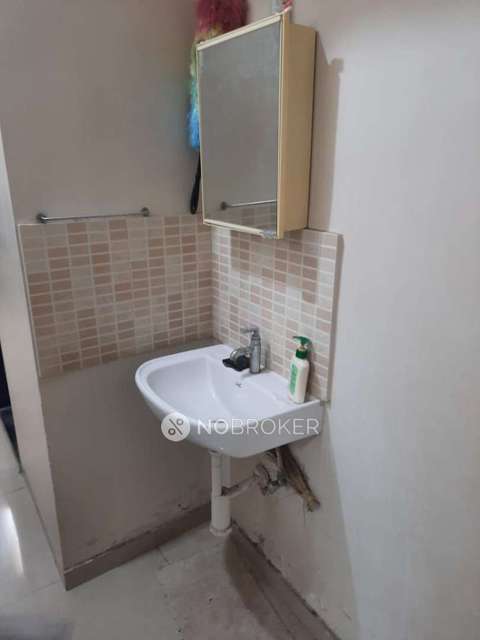 3 BHK Flat In Margosa Heights Apartments, Mahadev Wadi for Rent  In Mahadev Wadi