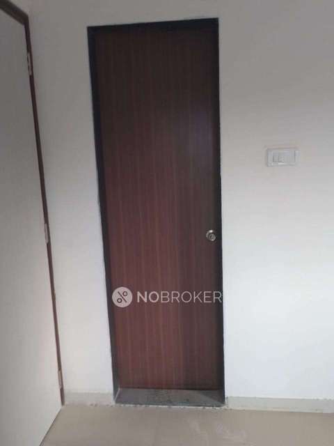 1 BHK Flat In Unnati Woods Chs For Sale  In Kasarvadavali