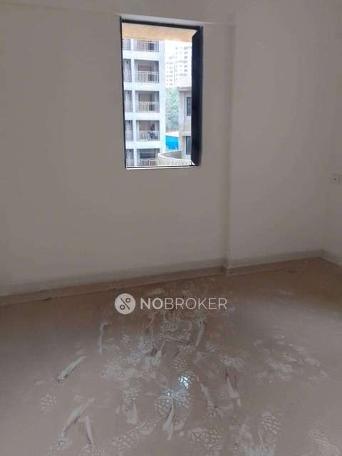 1 BHK Flat In Unnati Woods Chs For Sale  In Kasarvadavali