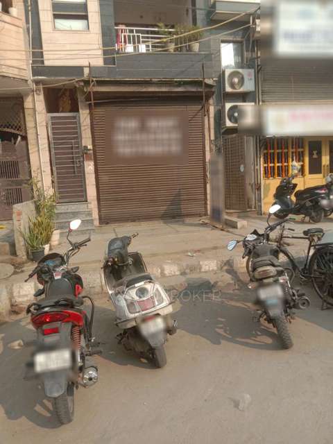 Shop in Ashok Nagar, Delhi for Rent 