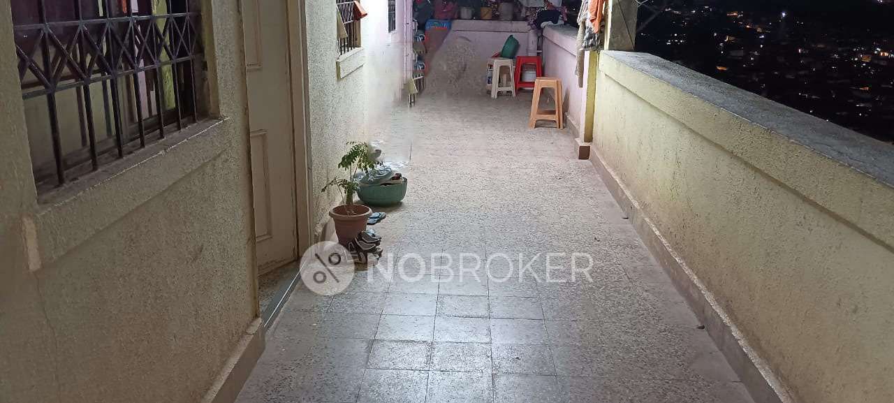 1 RK Flat In Samrat Ashok Building For Sale  In Vikhroli West