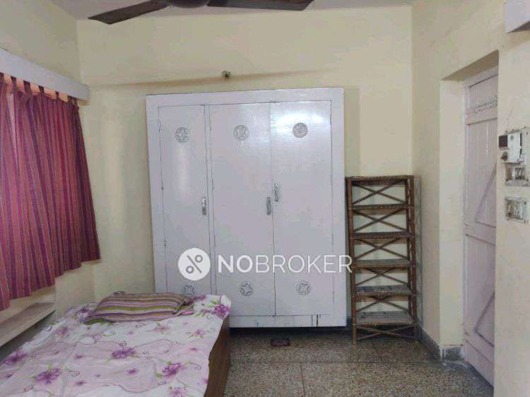 1 RK House for Rent  In Karol Bagh