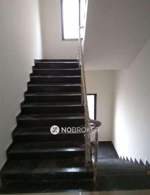 2 BHK Flat In Apartment For Sale  In Manjri Bk