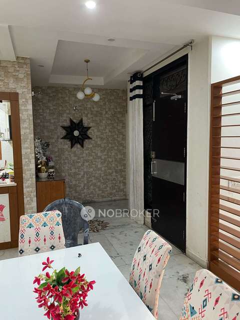 4+ BHK House For Sale  In Sector 42