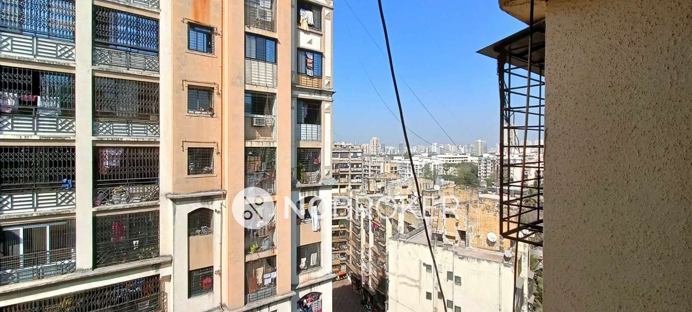 1 RK Flat In Kamghar Panchganga Chs for Rent  In Malad East,