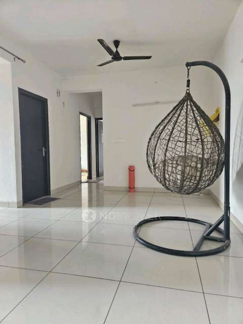 Single Room for Male In 2 BHK  In Supertech The Romano Sector 118 Noida In Sector 118