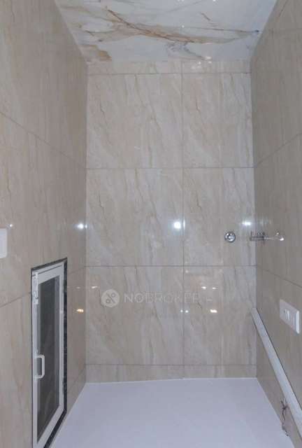 3 BHK Flat In Mahesh Kutir For Sale  In Chembur