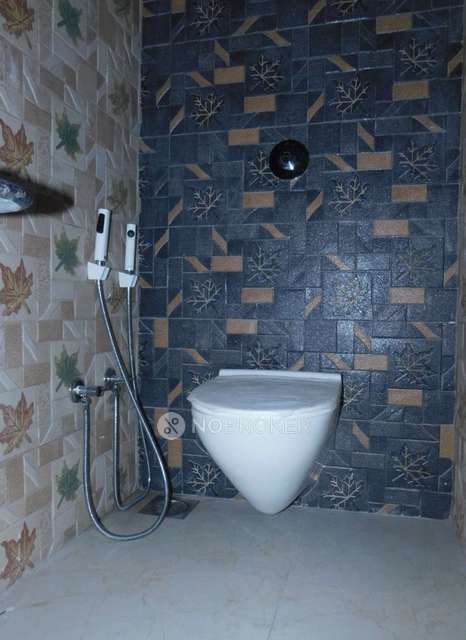 3 BHK Flat In Mahesh Kutir For Sale  In Chembur