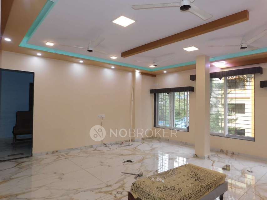 3 BHK Flat In Mahesh Kutir For Sale  In Chembur