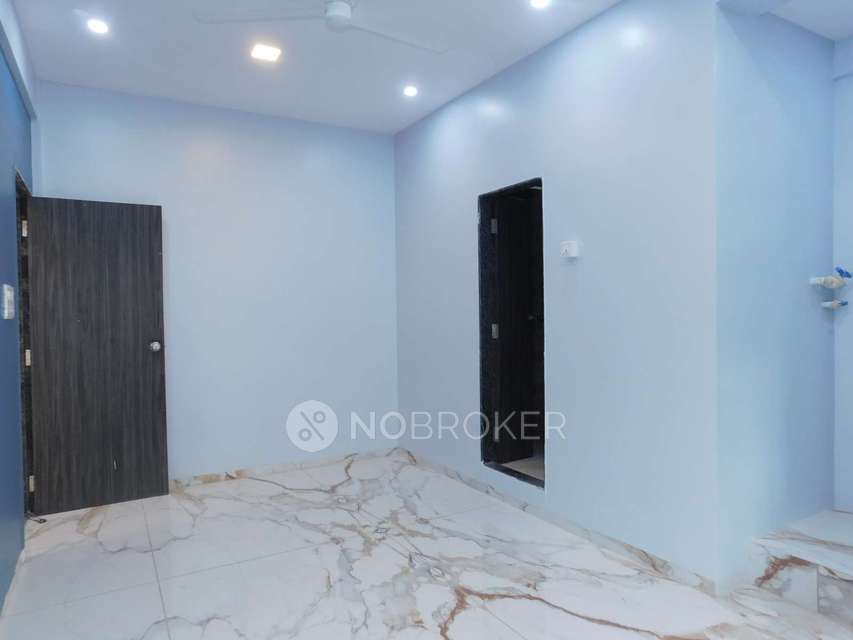 3 BHK Flat In Mahesh Kutir For Sale  In Chembur