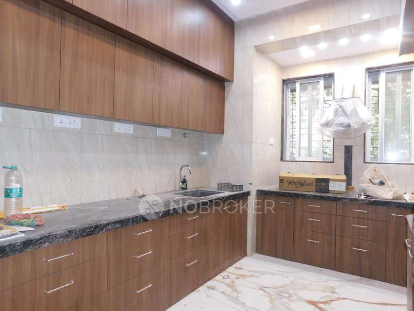 3 BHK Flat In Mahesh Kutir For Sale  In Chembur