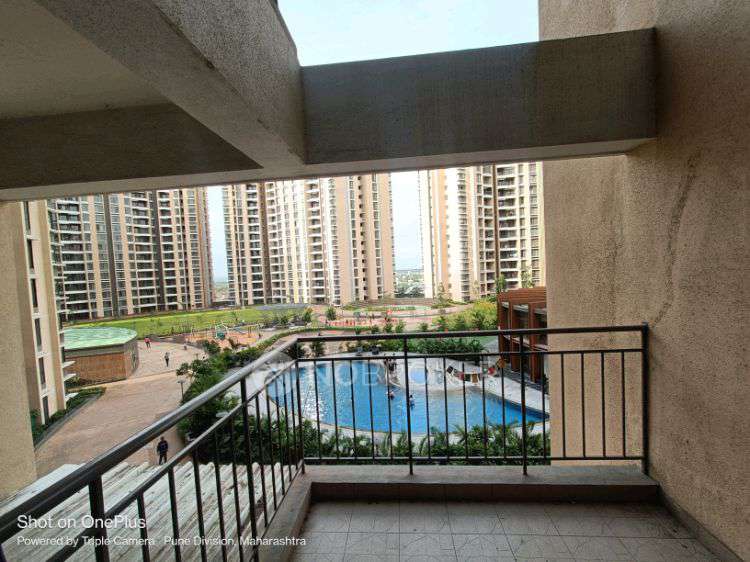 Single Room for Male In 3 BHK  In Pride World City Kingsbury In Lohegaon
