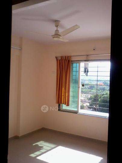 2 BHK Flat In Mahavir Kalpavruksha For Sale  In Kasarvadavali