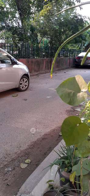 2 BHK Flat In Standalone Building  For Sale  In Jor Bagh