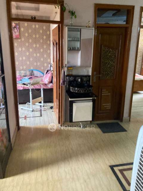 3 BHK Flat In Standalone Building  For Sale  In  Jhilmil Colony,