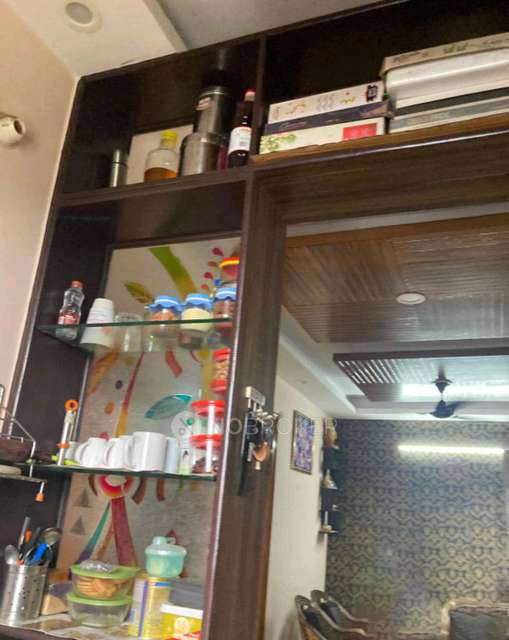 3 BHK Flat In Standalone Building  For Sale  In  Jhilmil Colony,