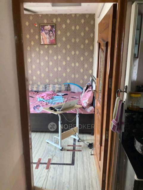 3 BHK Flat In Standalone Building  For Sale  In  Jhilmil Colony,