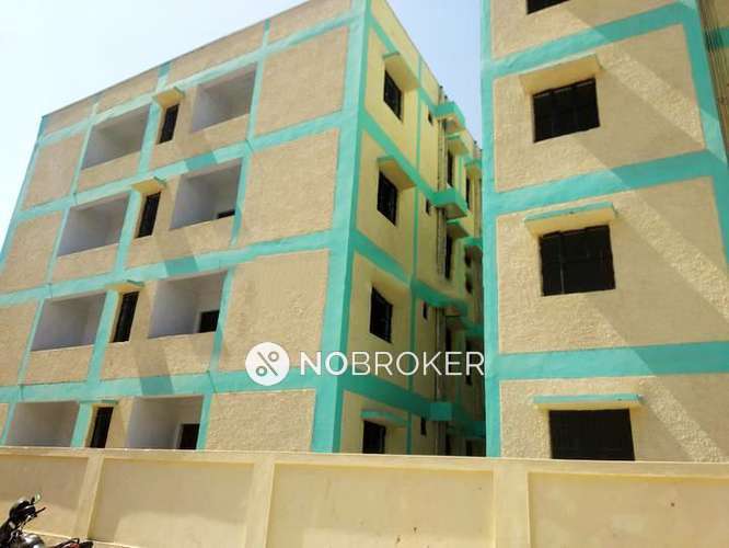 Shared Room for Male In 2 BHK  In Janta Flats In Indirapuram