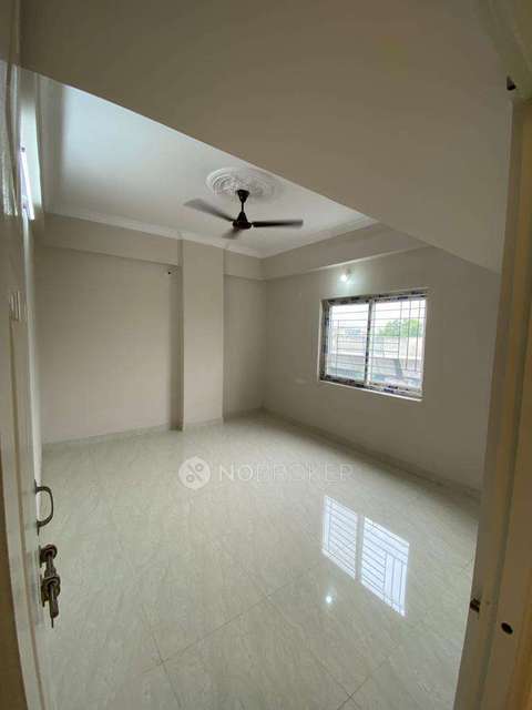 3 BHK Flat In Standalone Building   For Sale  In Malakpet