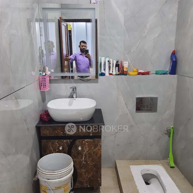 3 BHK Flat In Tejas Appartment  For Sale  In Mahavir Enclave