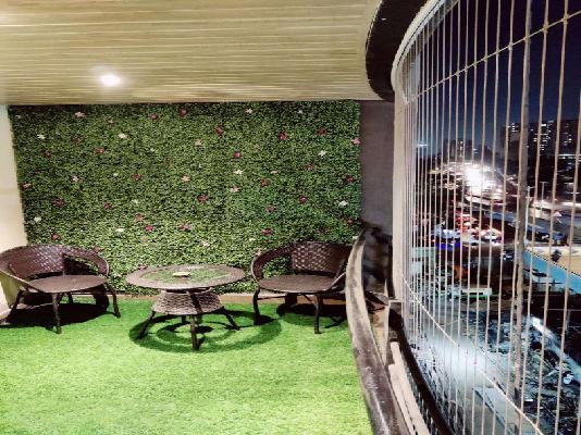 2 BHK Flat In Centrio By M J Shah For Sale  In Chedda Nagar