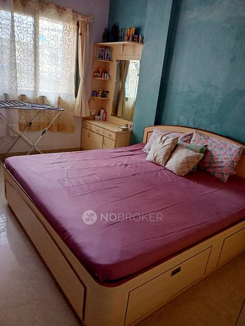 2 BHK Flat In Palm Villa  For Sale  In Santacruz East