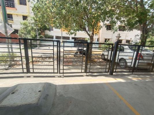 2 BHK Flat In Sri Lakshmi Apartments For Sale  In Mudichur