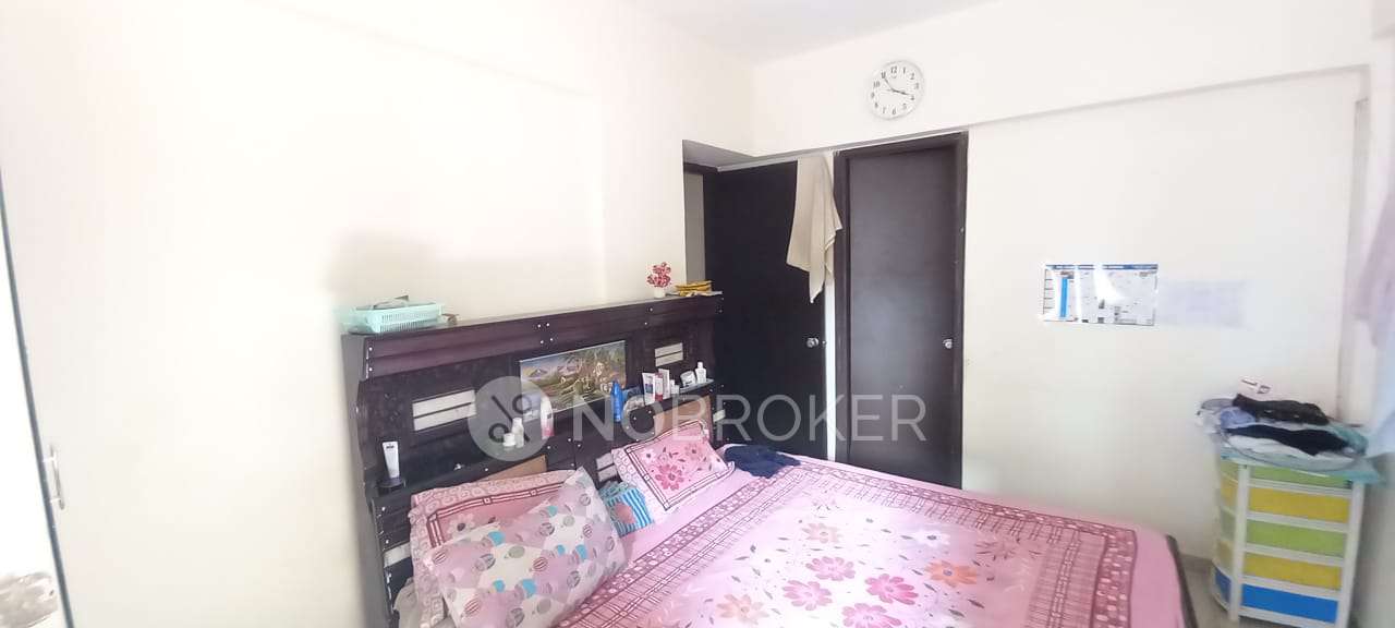 2 BHK Flat In Ravi Kiran Society  For Sale  In Charholi Budruk