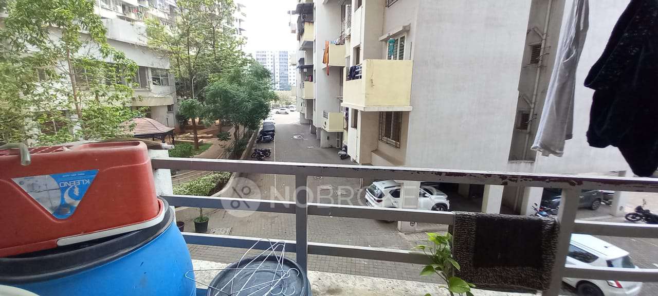 2 BHK Flat In Ravi Kiran Society  For Sale  In Charholi Budruk