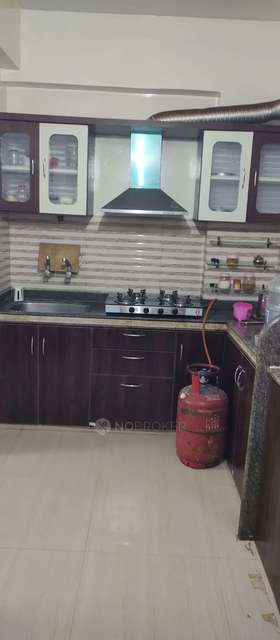 2 BHK Flat In Sri Lakshmi Shubham Arcade Spoorthy For Sale  In Chanda Nagar