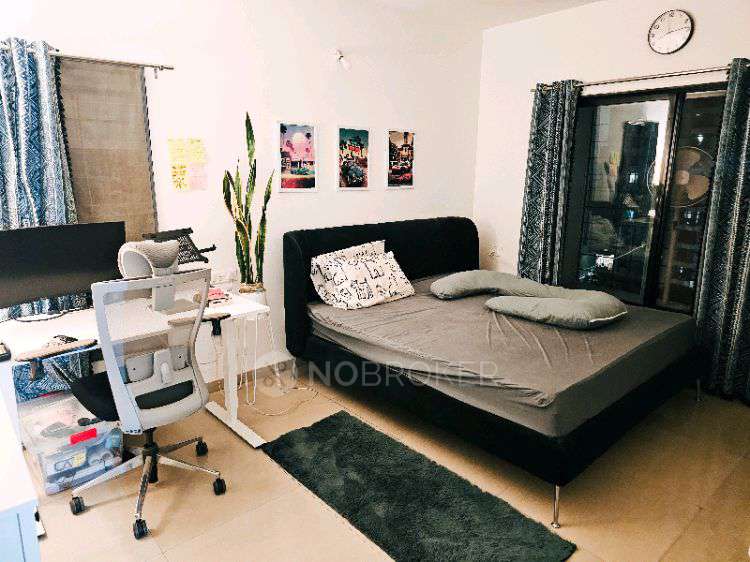 Single Room for Male In 3 BHK  In Elysium Society In 188, Green Dr Rd, Shankar Kalat Nagar, Wakad, Pimpri-chinchwad, Maharashtra 411057, India