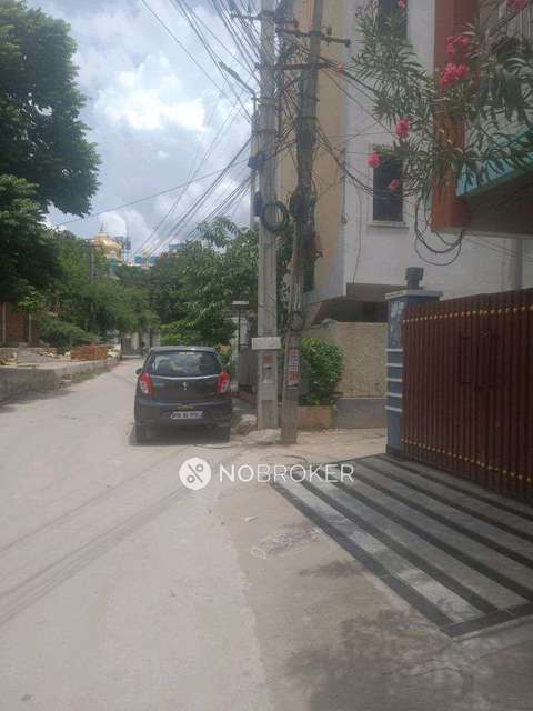 1 RK House for Rent In Lingojiguda