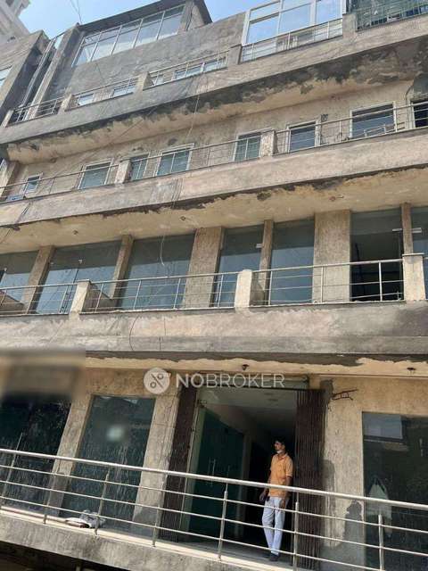 Shop in  Vasundhara, Ghaziabad for Rent 