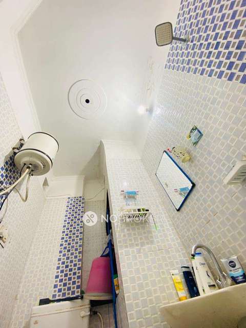 2 BHK Flat In Standalone Building  For Sale  In Dwarka More