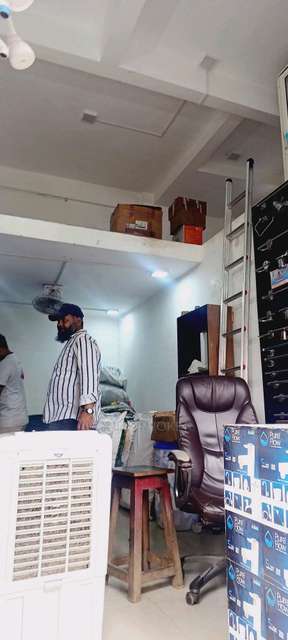 Godown/Warehouse in Ganesh Peth, Pune for Rent 