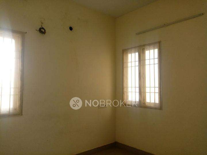2 BHK Flat In Rajcastle For Sale  In Perungalathur