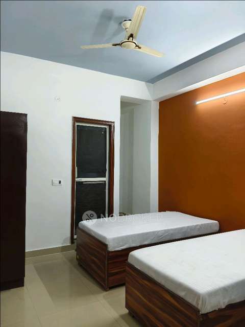 PG for Boys in Sector 27