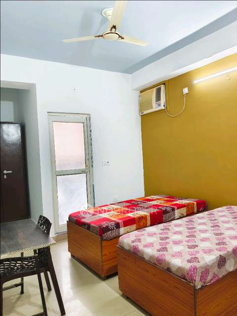 PG for Boys in Sector 27